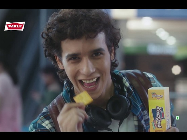Parle KrackJack Butter Masala | Airport